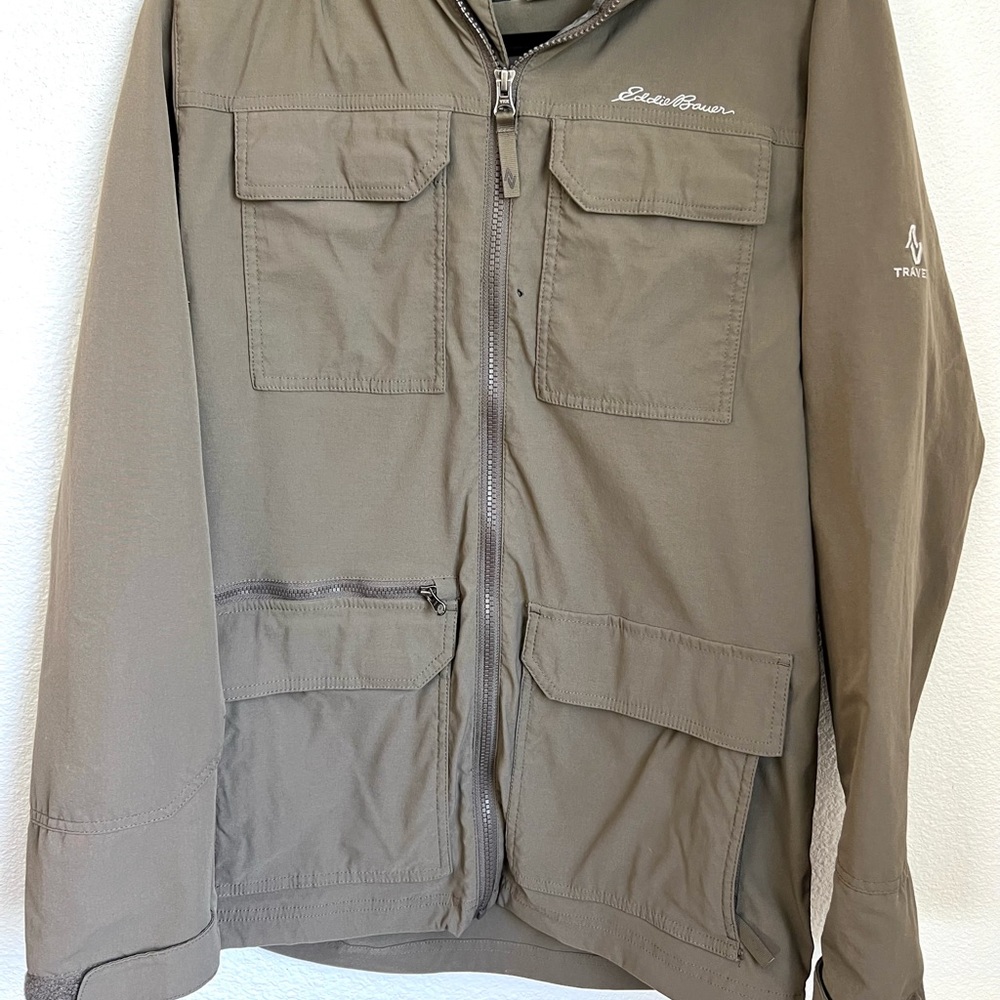 EDDIE BAUER RAIN/WIND JACKET